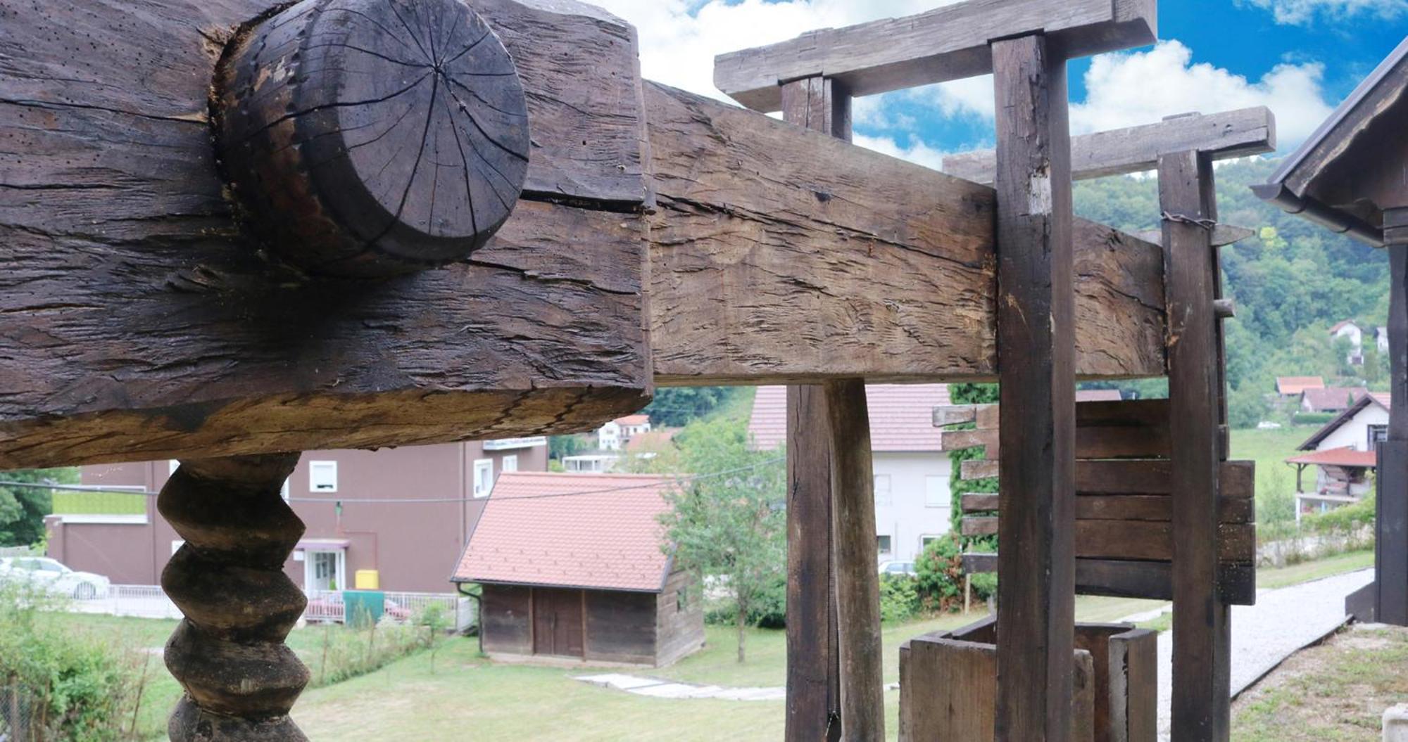 Tradicionalna Zagorska Drvena Kuca Stara Murva Tuheljske Toplice Kültér fotó